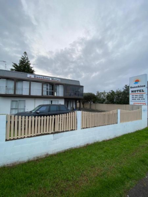 Sunshine Motel